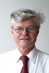 Portrait Prof. Dr. Dr. h. c. Hartmut Grassl