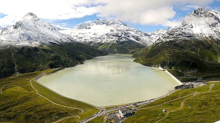 Silvretta‑Stausee: Gletscherschwund gef&auml;hrdet langfristig Schmelzwasserzufuhr (Vorarlberg, &Ouml;sterreich)