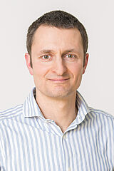 Portrait Prof. Dr. Kay Gruenewald