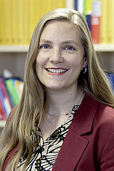 Portrait Dana-Sophia Valentiner