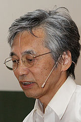 Portrait Prof. Dr. Tsutomu Yanagida