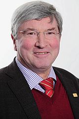 Portrait Prof. Dr. Dr. h. c. Marian Paschke