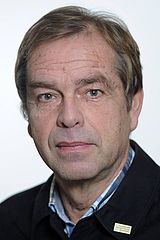 Portrait Prof. Dr. Peter Zabel