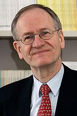 Portrait Prof. Dr. Dr. h. c. S&ouml;nke Albers