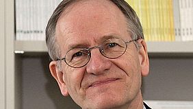 Portrait Prof. Dr. Dr. h. c. S&ouml;nke Albers