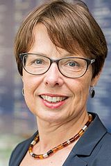 Portrait Prof. Dr. Barbara M. Bröker