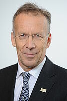 Portrait Prof. Dr. Ansgar W. Lohse