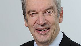 Portrait Prof. Dr.-Ing. habil. Prof. E. h. Edwin J. Kreuzer