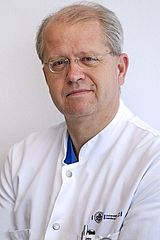 Portrait Prof. Dr. Gerhard Adam