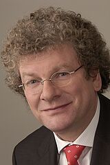 Portrait Prof. Dr. Horst Weller