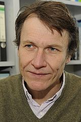 Portrait Prof. Dr. Jan Born