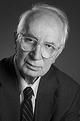 Portrait Prof. Dr. Dr. h. c. Athanasios Kambylis