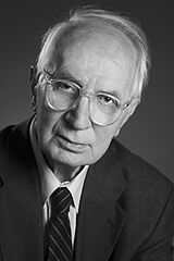 Portrait Prof. Dr. Dr. h. c. Athanasios Kambylis