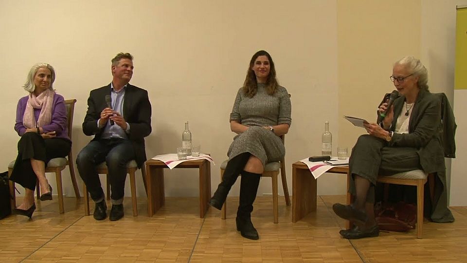 Biofilms: The Sticky Science of Microbial Cities / Podiumsdiskussion